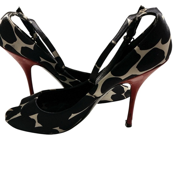 GUCCI Nero Blanco Satin Red heels Ankle Strap Open Toe Black White Womens Size7B - Picture 1 of 16
